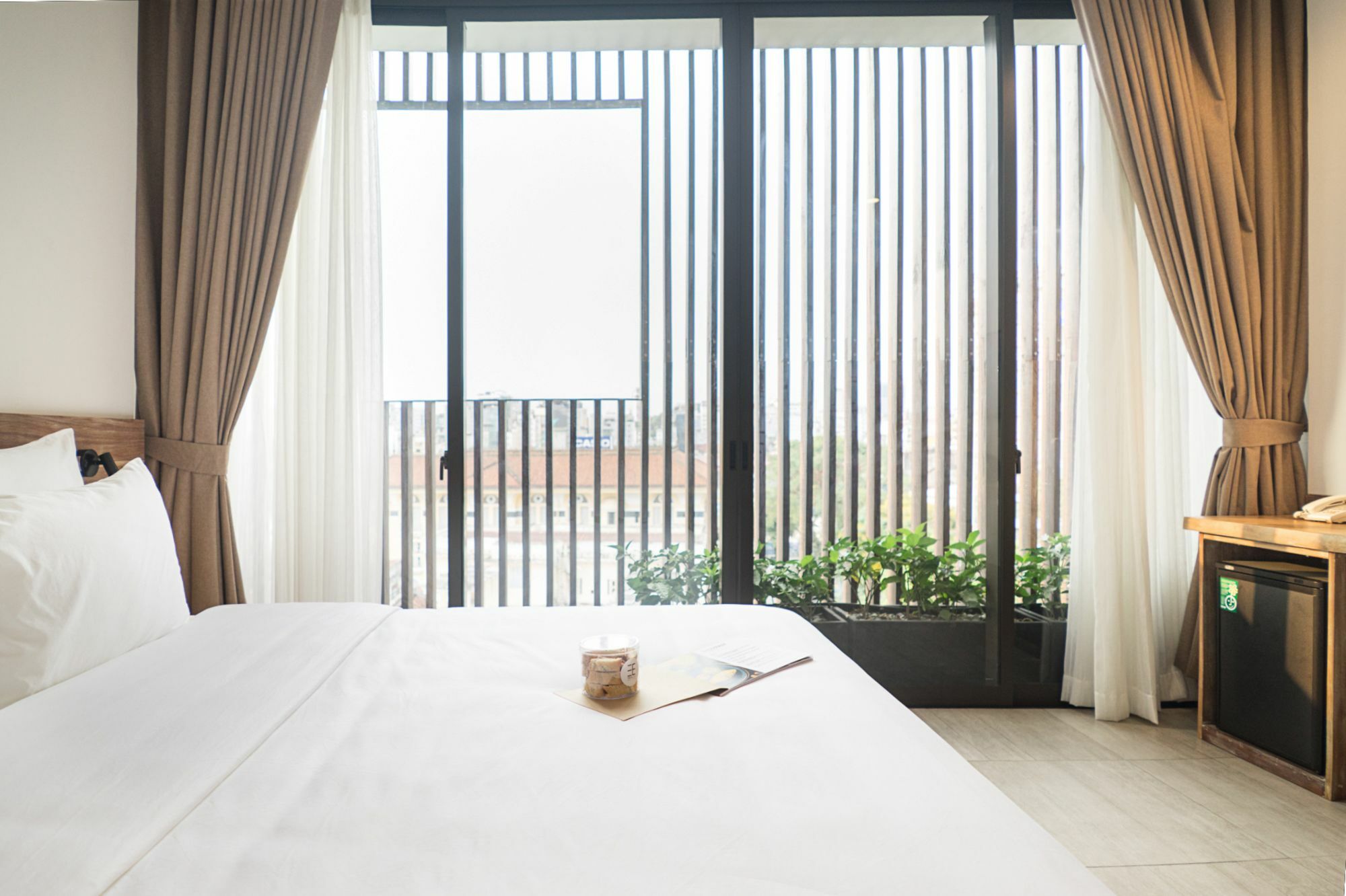 Triple E Hotel Fine Art Museum Ho Chi Minh City Exterior photo